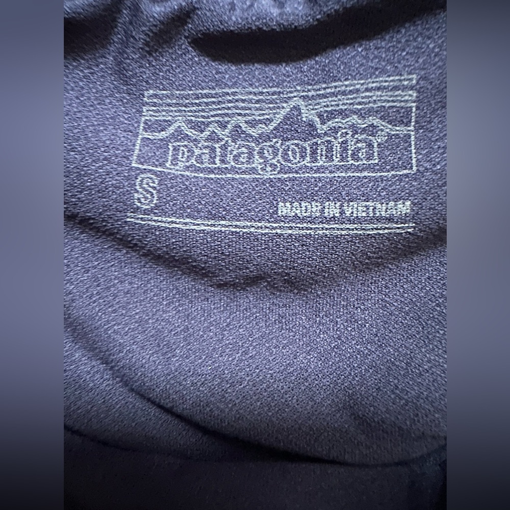 Patagonia Nine Trails Shorts 6 inch Classic Navy Size Small - Picture 2 of 5